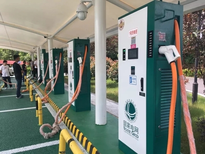 南橘北枳 從李斌論戰(zhàn)電動(dòng)車的雙重?cái)⑹驴葱袠I(yè)鏡像